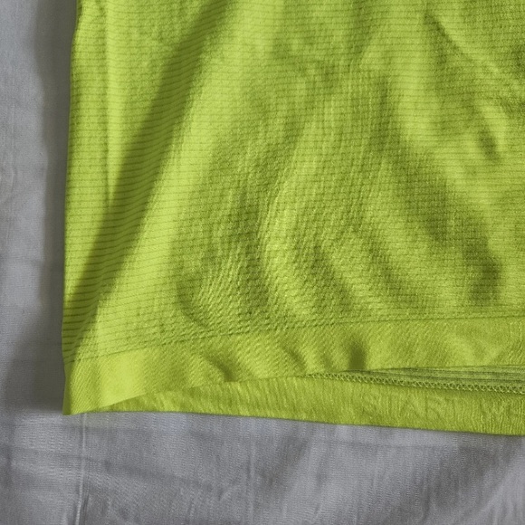 Lululemon Metal Vent Tech SS Shirt Highlighter Yellow HIYE Men's Size XSmall - Picture 2 of 6